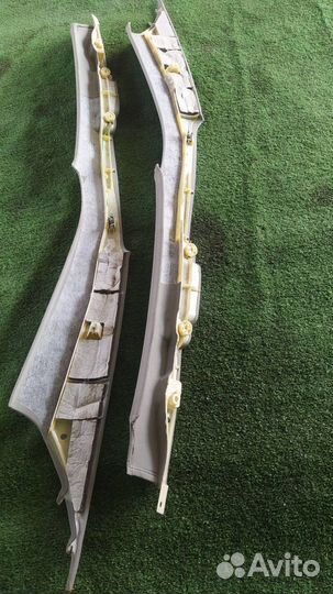 Обшивки стойки крыши пара Audi A6 C5 ASN 2002