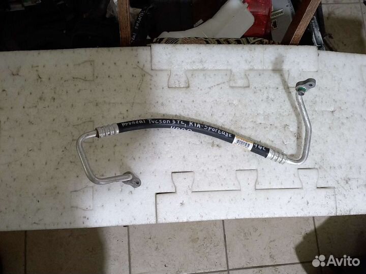 Трубка кандиционера Hyundai Tucson 3TL