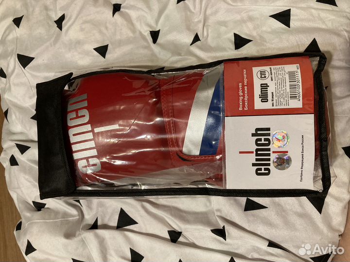 Боксерские перчатки 12 oz clinch Olimp plus