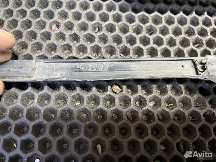 Уплотнители стекла Opel Vectra B 1995-2000