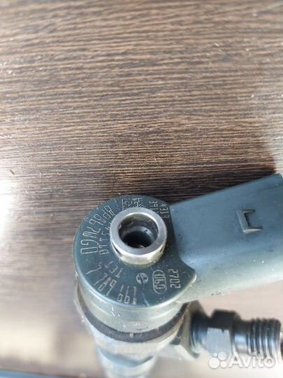 Форсунка топливная Bmw X5 E53 3.0D M57 2003