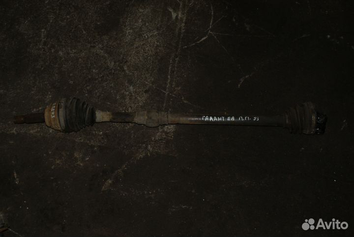 Правая полуось Mitsubishi Galant EA