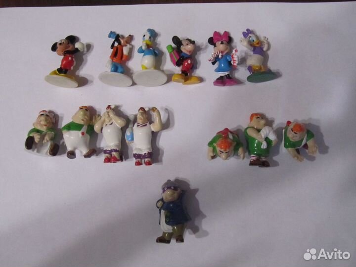 Игрушки из разных серий Ландрин