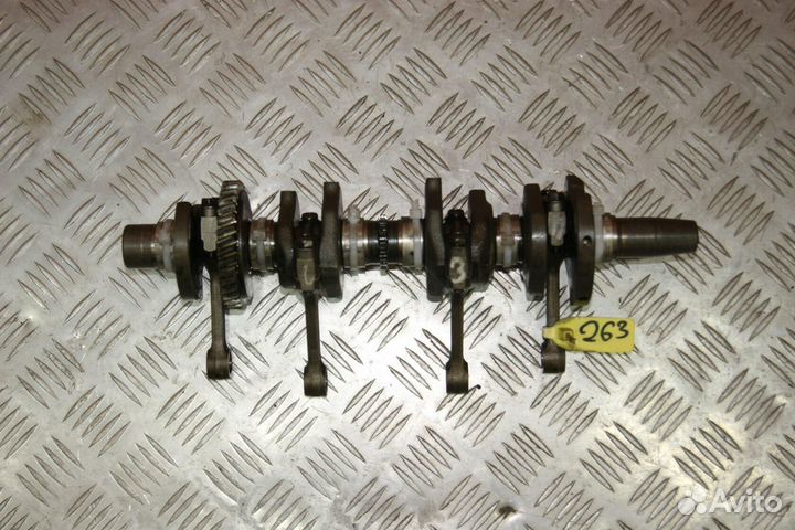 Коленвал Suzuki Bandit 250V-2