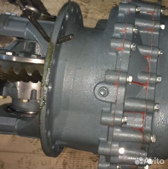Средний редуктор 6520 35