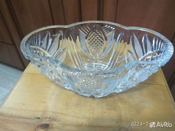 Большая хрустальная ваза /салатница
