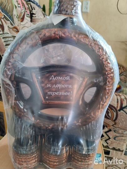 Графин с рюмками