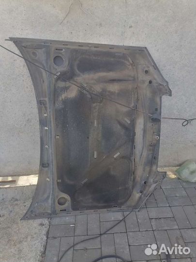 Капот чери амулет