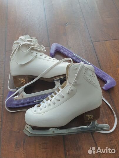 Коньки фигурные риспорт лезвие матрих