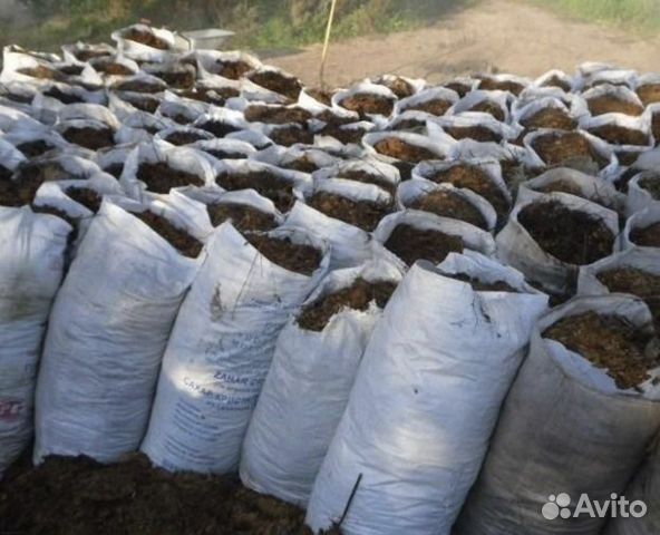 Конский навоз в больших мешках