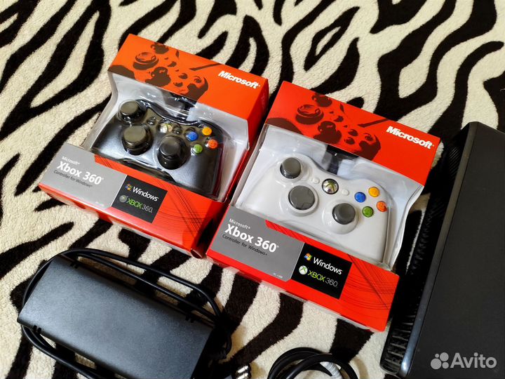 Xbox 360 Slim 500Gb Прошитая