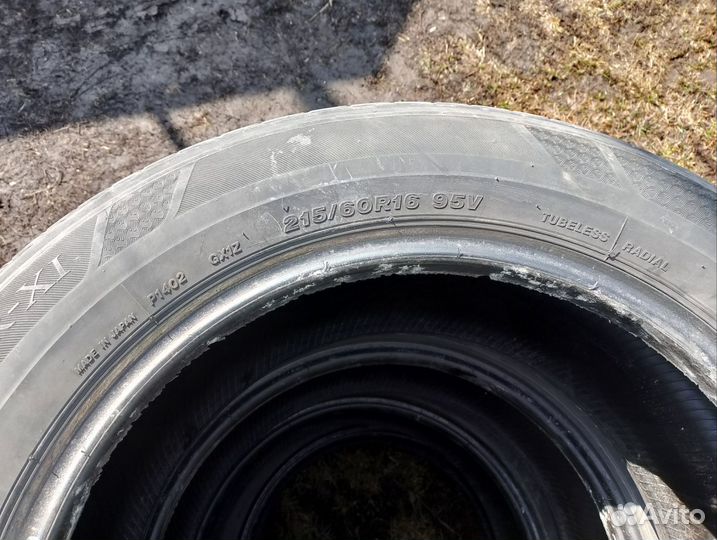 Bridgestone Regno GR-XI 215/60 R16