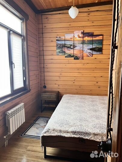 Дом на воде (хаусбот)