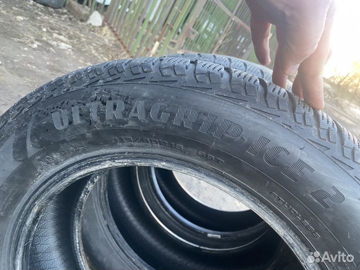 Goodyear UltraGrip Ice 2 215/60 R16