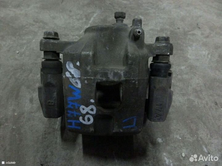 Суппорт на mitsubishi pajero IO H77W