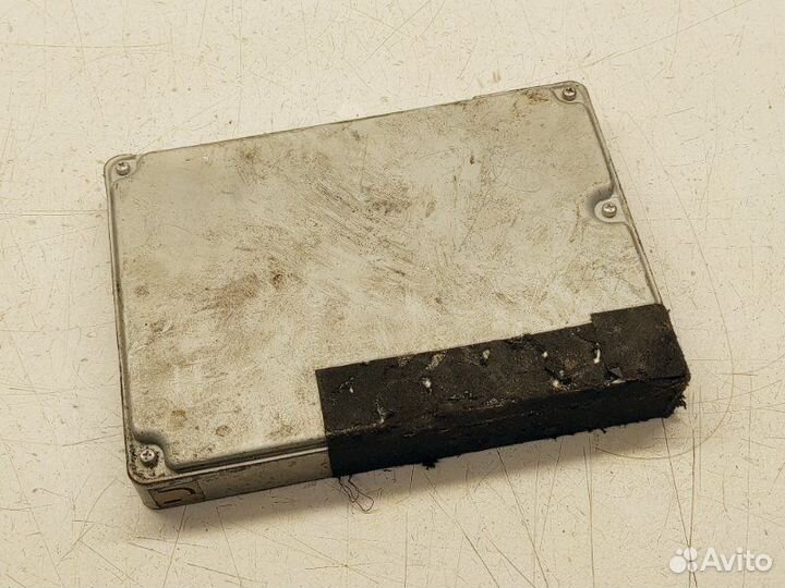 Блок управления EFI Toyota Noah AZR60 1azfse