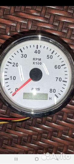 Тахометр для лодочного мотора