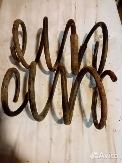 Пружина переднего амортизатора