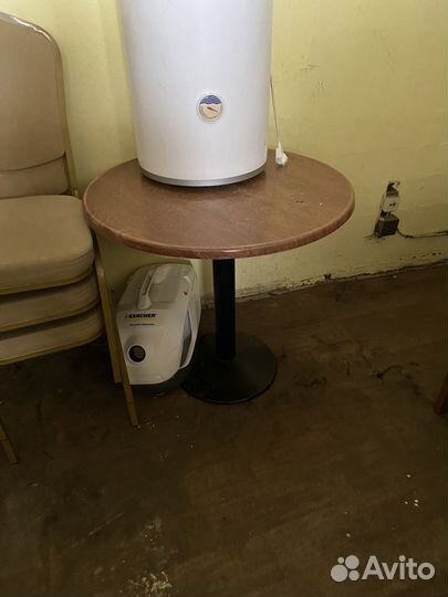 Кухонный стол