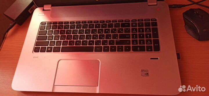 HP Envy i5-4200M,8GB,1tbhdd,128gbssd,GT740M, 17