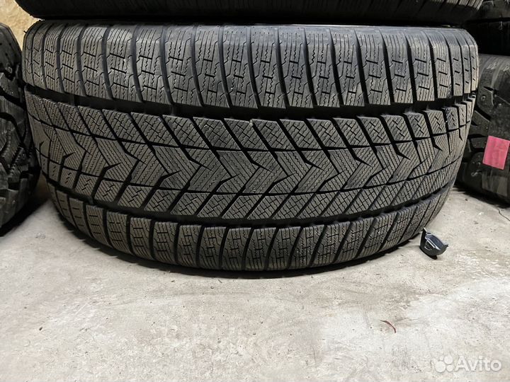 Arivo Winmaster ProX ARW5 295/40 R21 111H