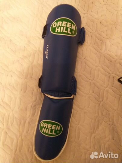 Продам щитки на ноги (новые)