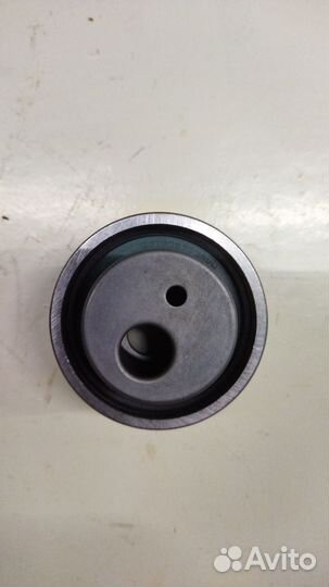 Натяжной ролик ремня грм