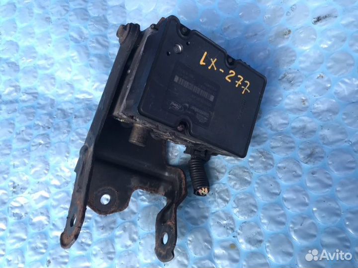 Блок abs Ford Expedition U222 4.6L (281) / 99W