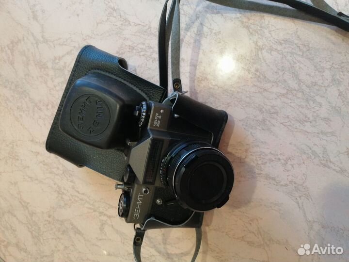 Плёночный фотоаппарат зенит-ет
