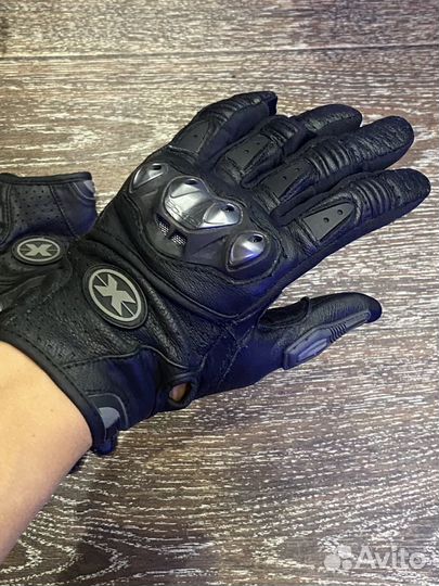 Мотоциклетные перчатки
