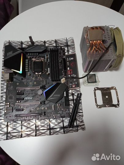 Intel core i7 8700k + Мать MSI MPG Z390 + башня