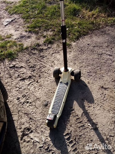 Самокат очень крепкий