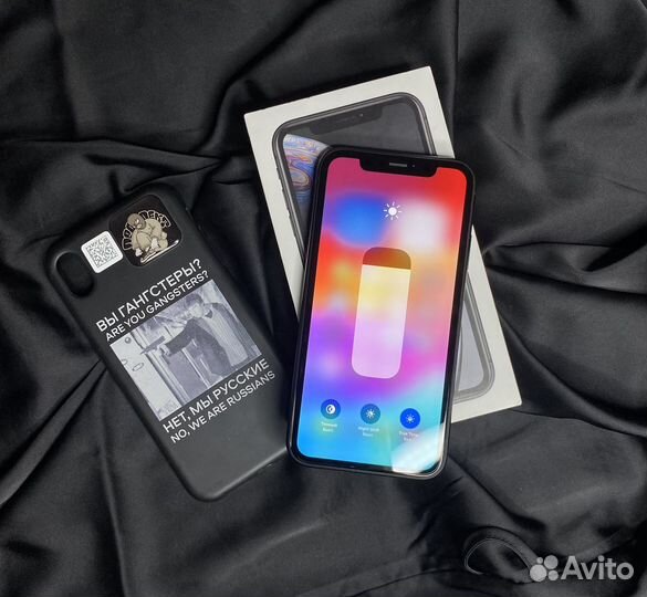 iPhone Xr, 64 ГБ
