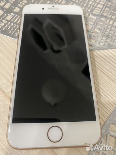iPhone 8, 64 ГБ