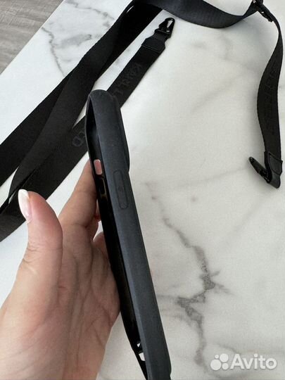 Чехол-сумка Karl Lagerfeld iPhone 14 pro