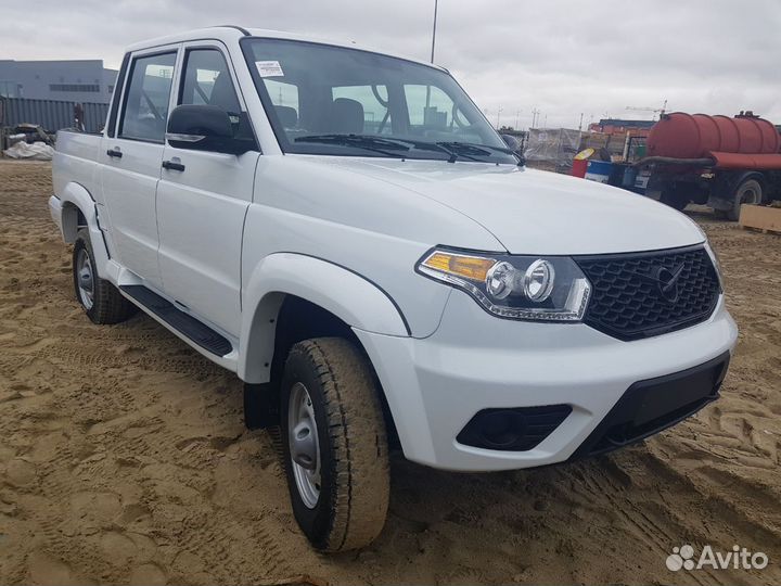 УАЗ Pickup 2.7 МТ, 2023