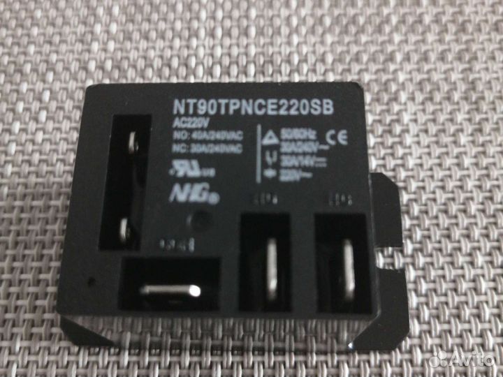 Электромагнитное реле NT90tpnce220sb