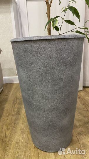Кашпо горшок для цветов