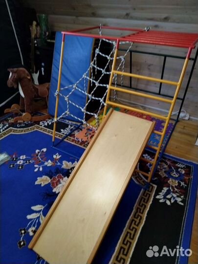 Детская стенка 