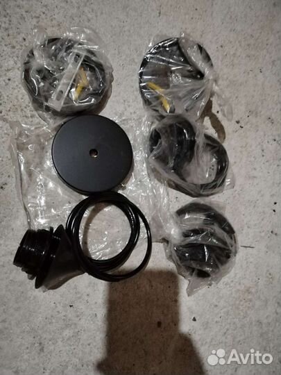 Люстра потолочная новая