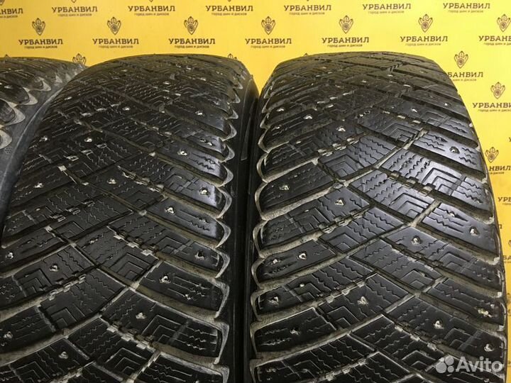 Goodyear Ultragrip Ice Arctic 215/60 R16 99T