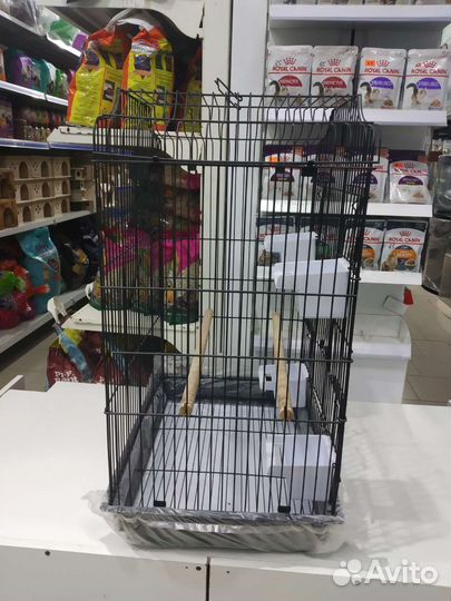 Клетка для крупного попугая