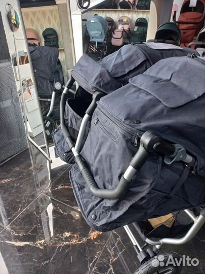 Прогулочная коляска Bumbleride Indie Twin