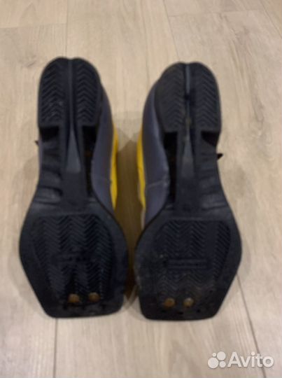 Лыжные ботинки детские