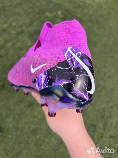 Бутсы Nike Phantom GX