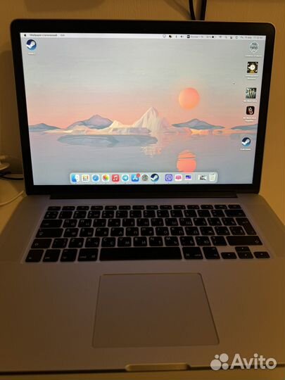 Ноутбук Apple MacBook Pro mid 15 2015