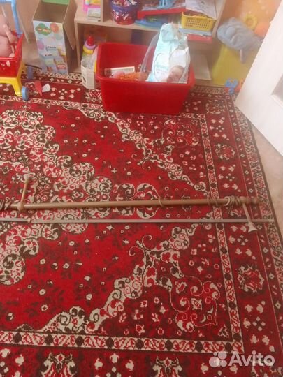 Карниз настенный бу