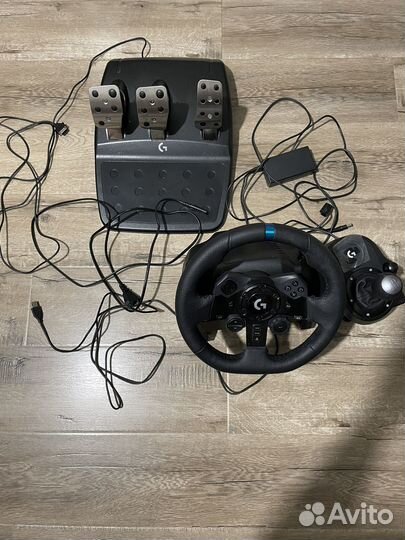 Руль Logitech g923