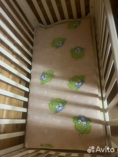 Детская кроватка