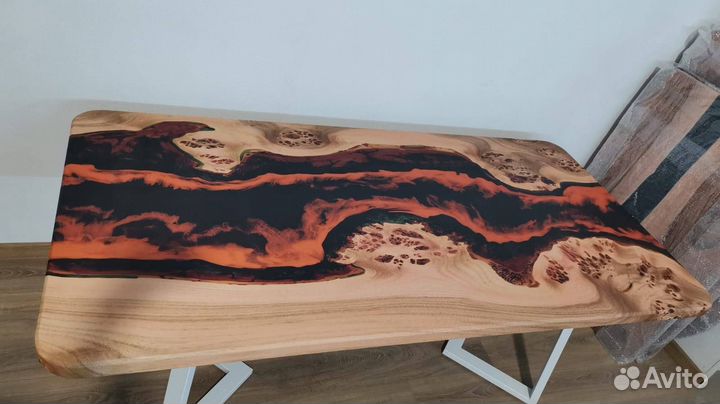 Обеденный стол 'Native Art'